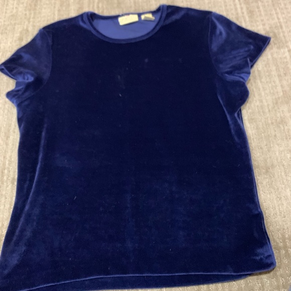 Velvet tee - Picture 1 of 3